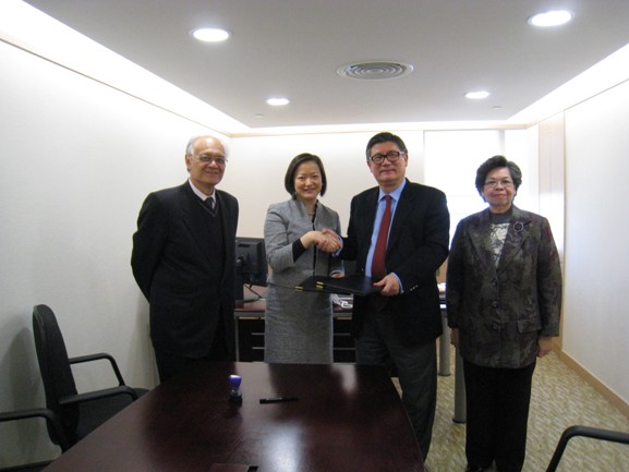 1604994788693724.jpg 2012121201.jpg