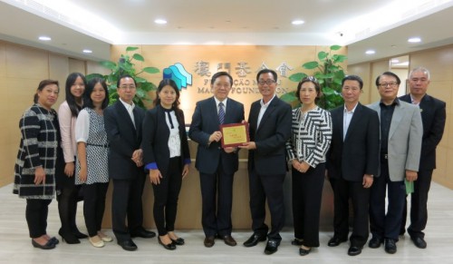 Os membros da Comissão Preparatória da 6.ª edição do Grande Encontro Mundial dos Indivíduos de Apelo U e o Sr. Sr. Lai Chan Keong, Membro do CA da FM