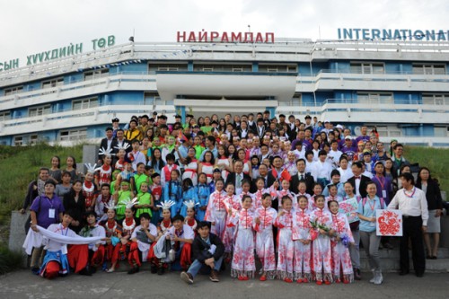 代表團在國際青少年中心留影