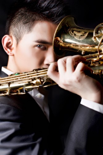 “Produções em Macau, Paixão por Macau” A Fundação Macau apresenta “Espectáculos para os Cidadãos” “「El amor es simple - II」- Concerto de Timothy Sun e da Banda Sinfónica Juvenil de Macau”