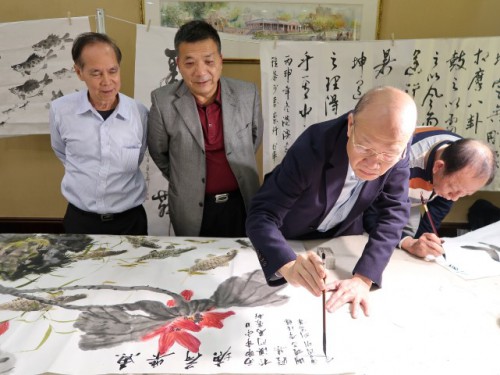 雅集創作進行中