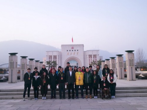 全體學員到達延安