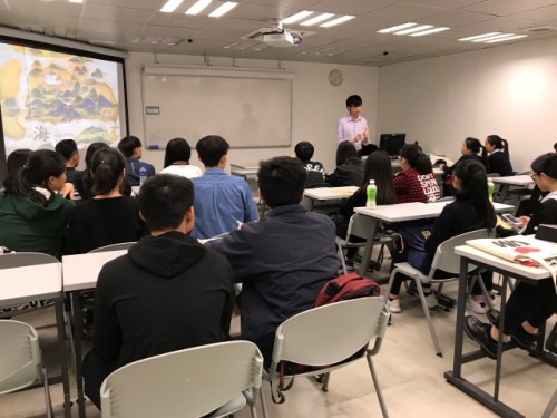 學生班由澳門歷史教育學會陳力行老師授課