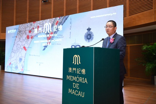 O Presidente do Conselho de Administração da Fundação Macau, Wu Zhiliang, a proferir discurso
