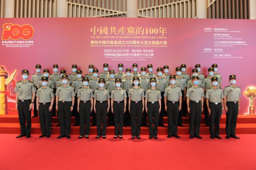 中國人民解放軍駐澳部隊到場觀展