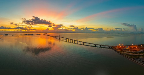 《港珠澳大橋之晨》，Benny168ma攝